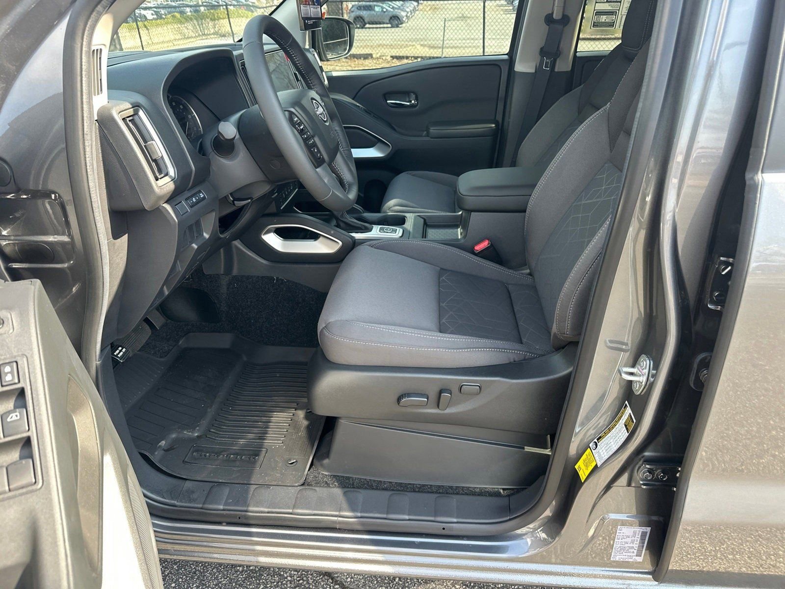 New 2026 Nissan Frontier SV image 9