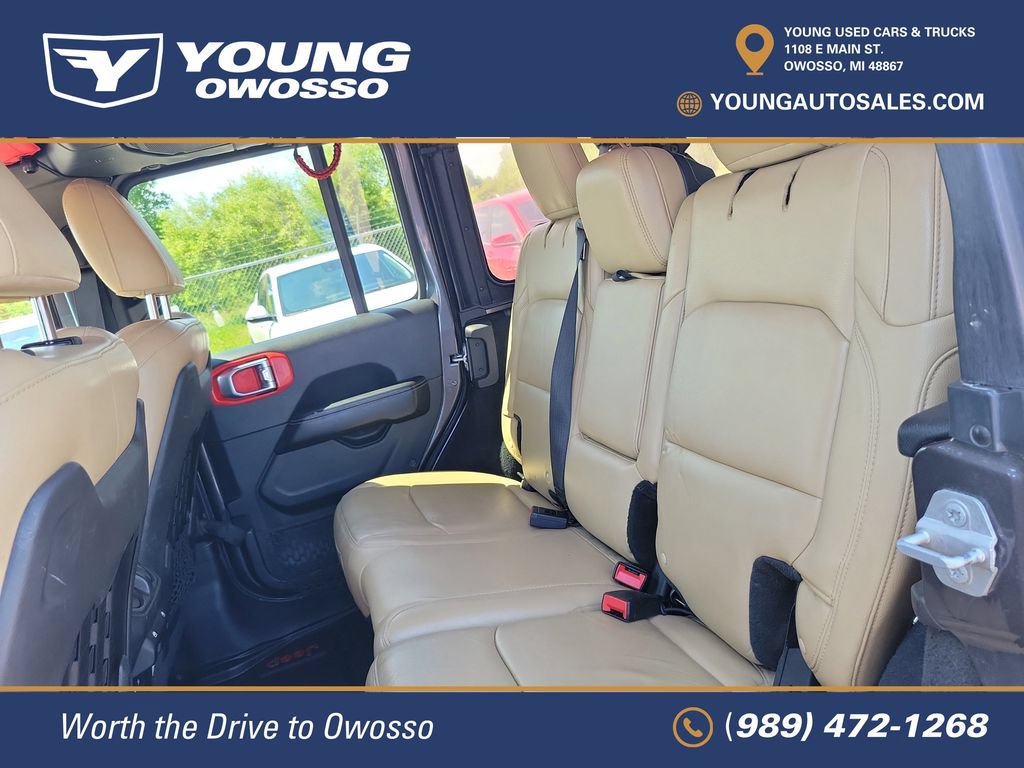 Used 2018 Jeep Wrangler Unlimited Rubicon w/ Dual Top Group AWD/4WD image 28