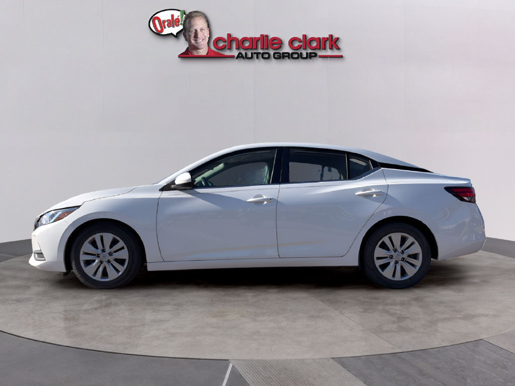 Certified 2023 Nissan Sentra S FWD image 2