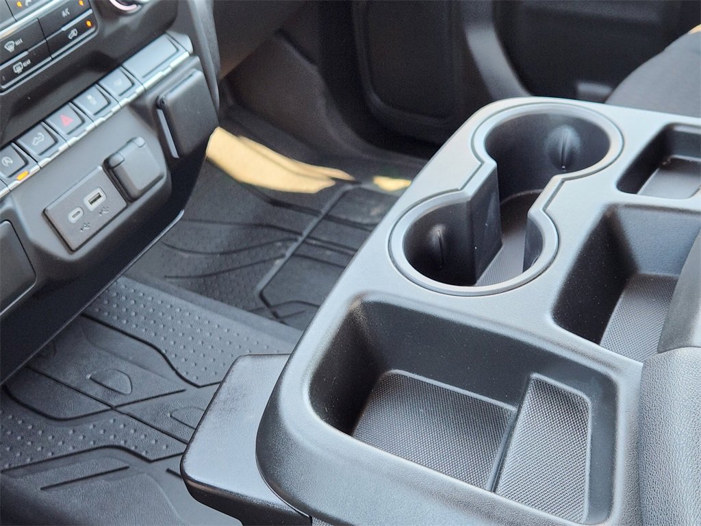 Used 2024 Chevrolet Silverado 1500 Custom image 21