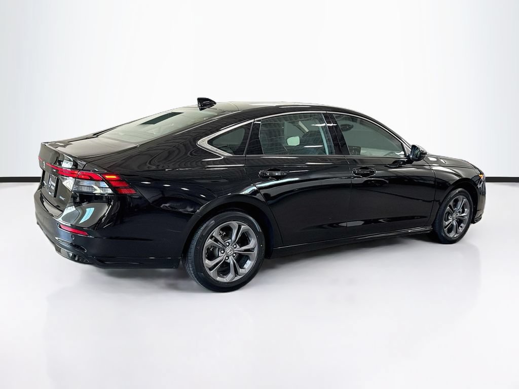 Used 2025 Honda Accord EX-L image 5