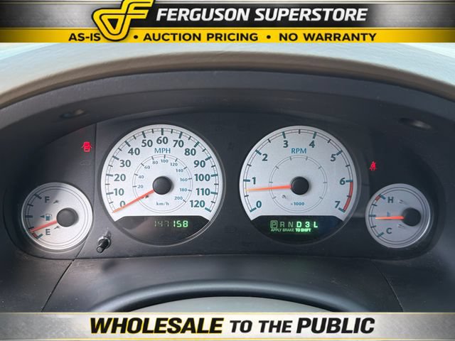 Used 2006 Chrysler Town & Country Touring FWD image 11