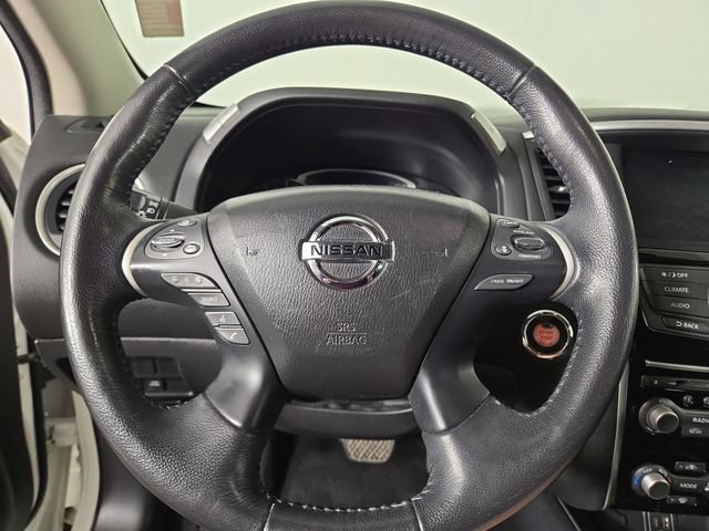 Used 2019 Nissan Pathfinder SV AWD/4WD image 22