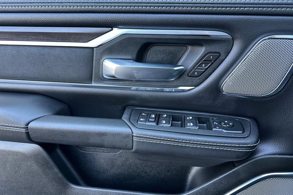 New 2026 RAM 1500 Laramie AWD/4WD image 10
