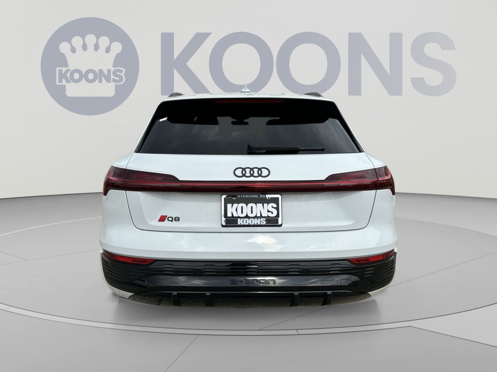 Used 2024 Audi Q8 e-tron Prestige w/ Prestige Package AWD/4WD image 15