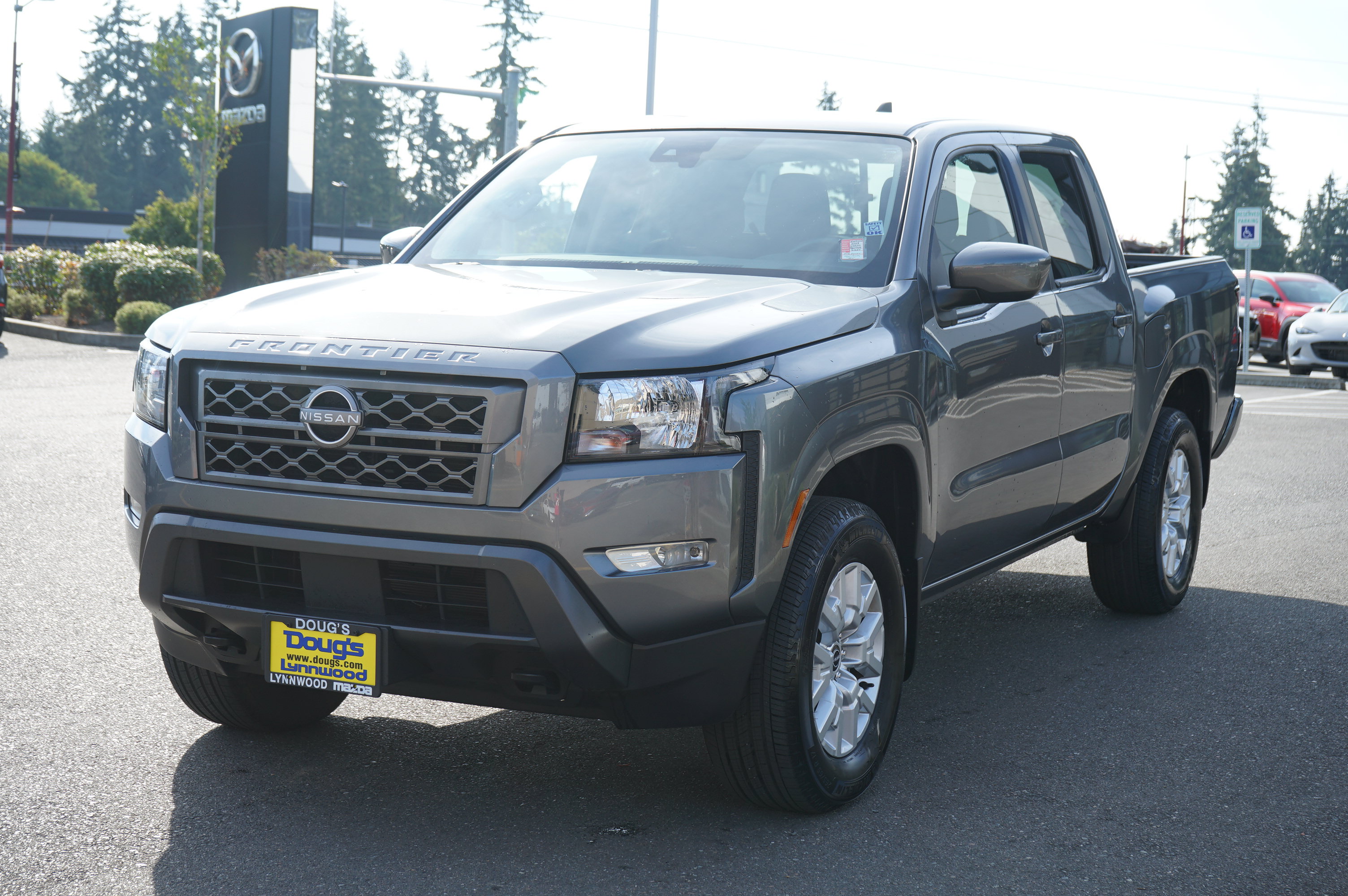 Used 2023 Nissan Frontier SV w/ SV Convenience Package AWD/4WD image 7