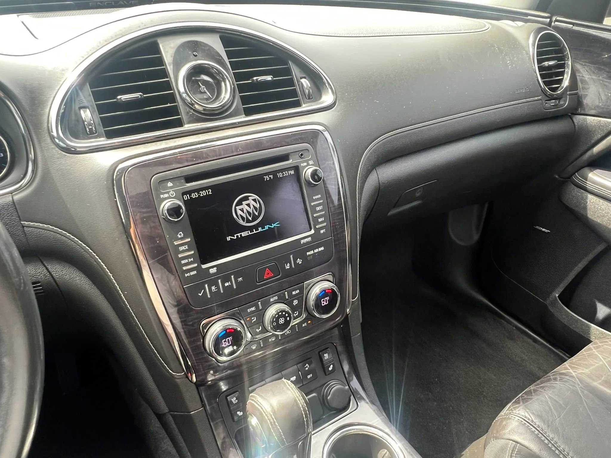 Used 2015 Buick Enclave Premium w/ Experience Buick Package image 20