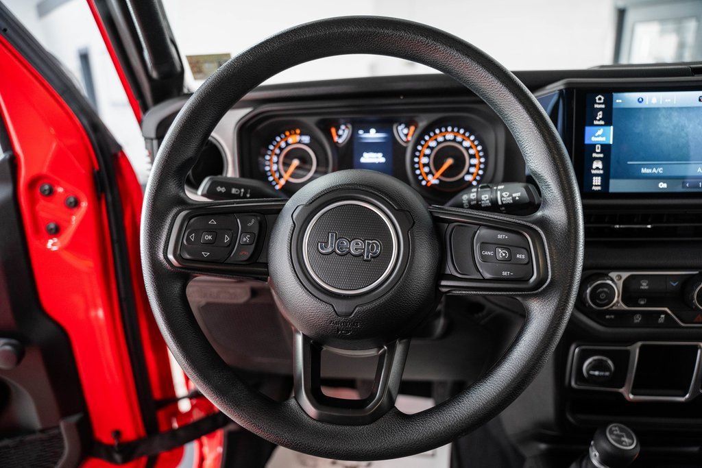 Used 2024 Jeep Wrangler Sport image 39