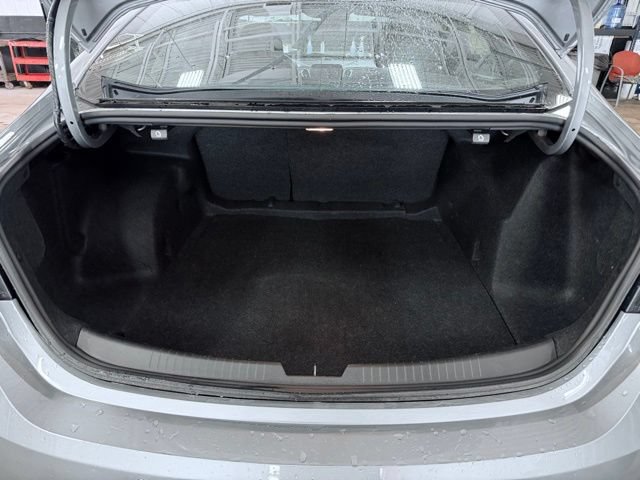 Used 2024 Chevrolet Malibu LT FWD image 10