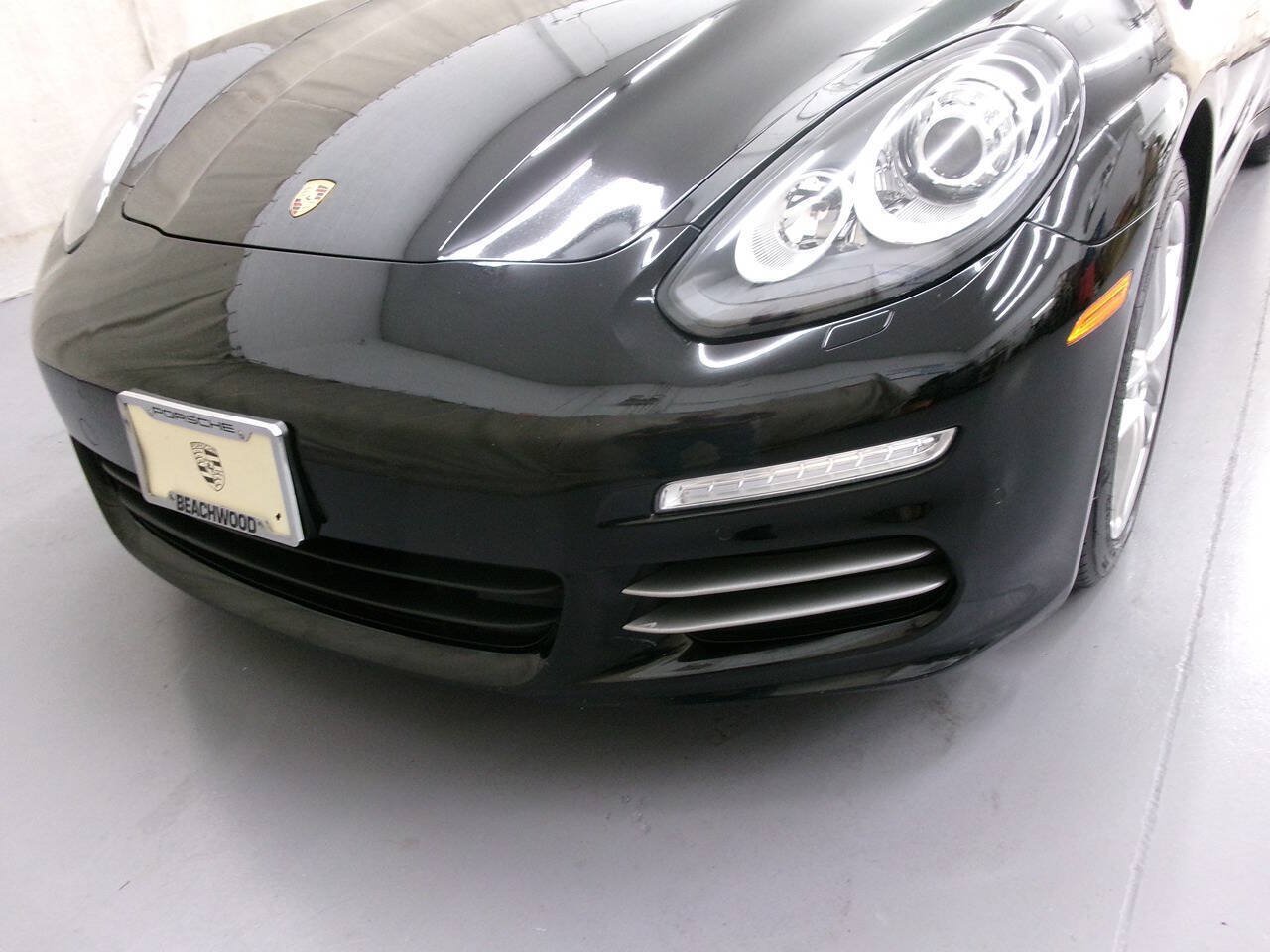Used 2014 Porsche Panamera 4 AWD/4WD image 11