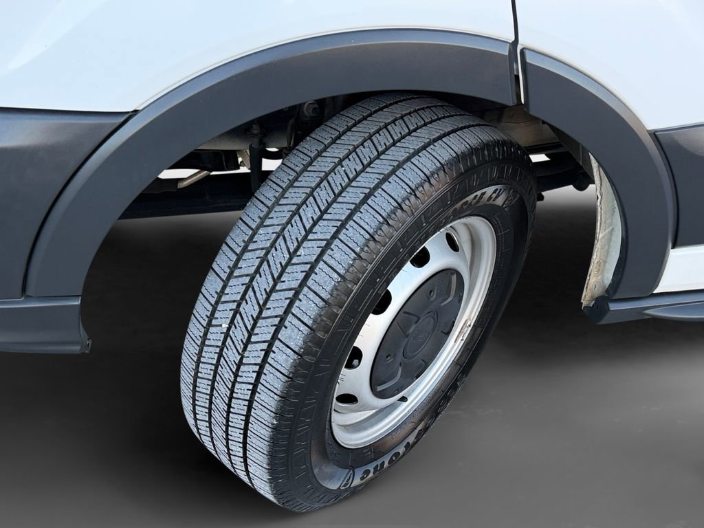 Used 2016 Ford Transit 350 XL image 10