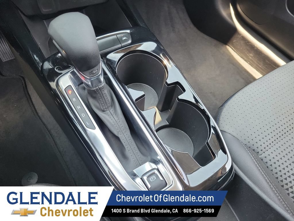 Certified 2025 Chevrolet Trax LT FWD image 26