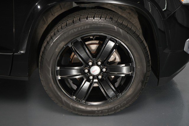 Used 2019 GMC Acadia Denali image 21