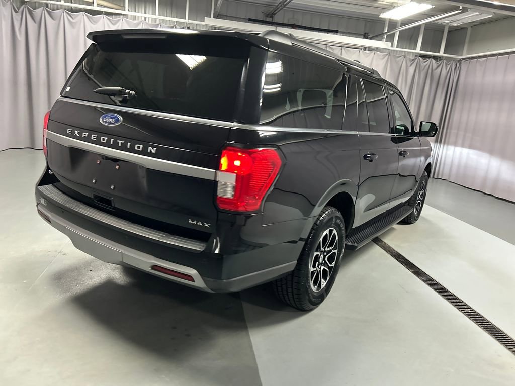 Used 2024 Ford Expedition Max XLT image 7