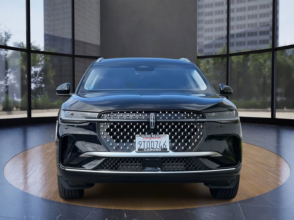 Used 2024 Lincoln Nautilus Reserve w/ Equipment Group 202A image 8