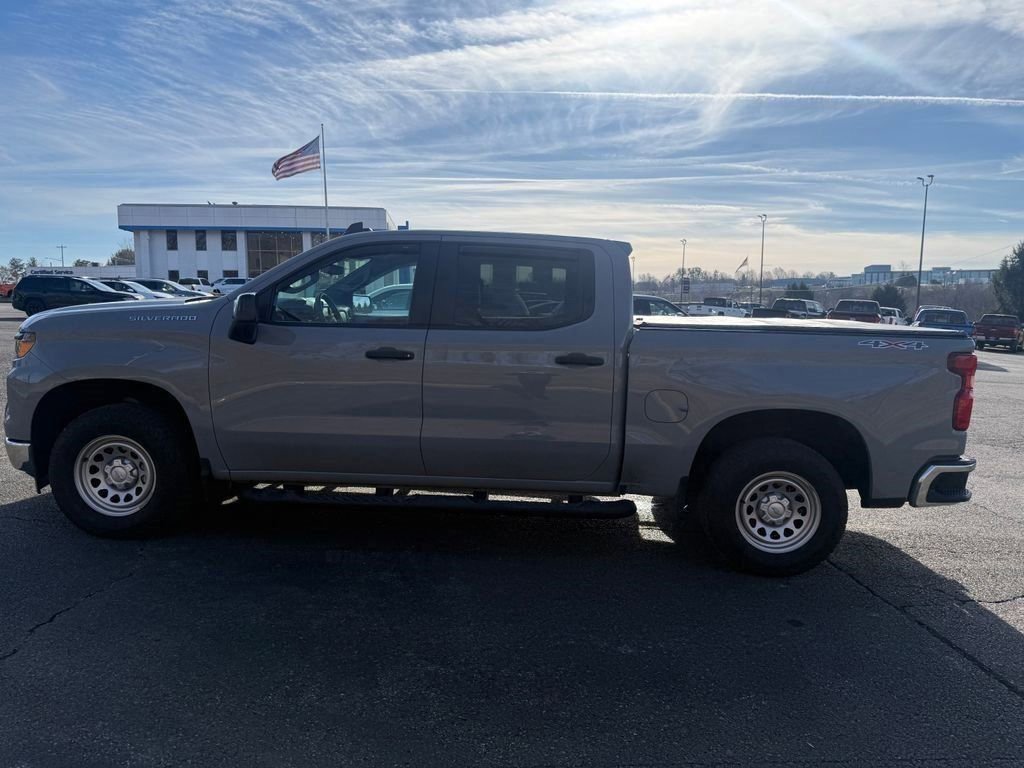 Used 2024 Chevrolet Silverado 1500 W/T w/ WT Value Package image 6