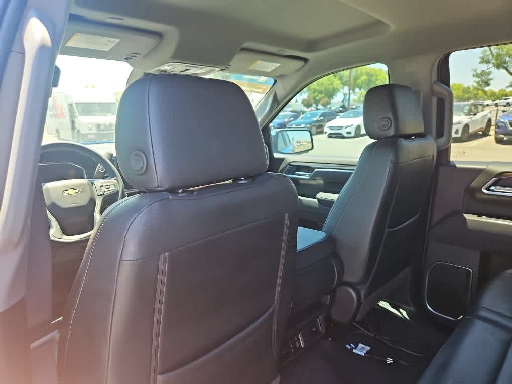 Used 2026 Chevrolet Silverado 1500 LT w/ Safety Package AWD/4WD image 11