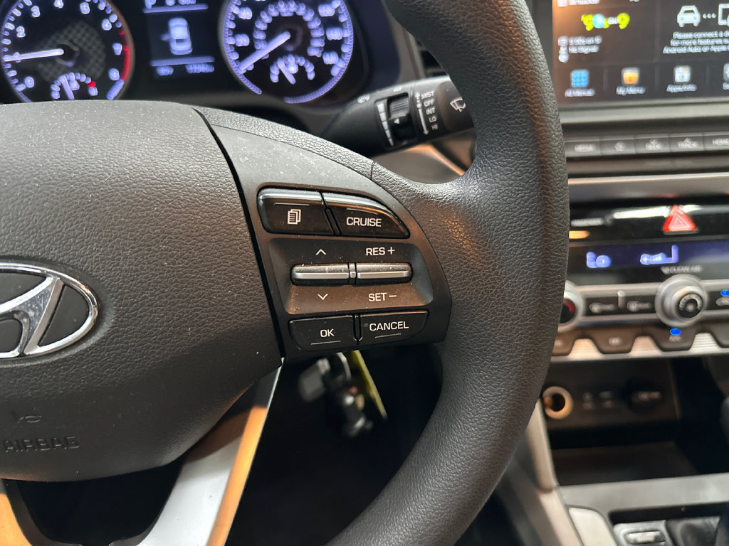 Used 2020 Hyundai Elantra SEL FWD image 24