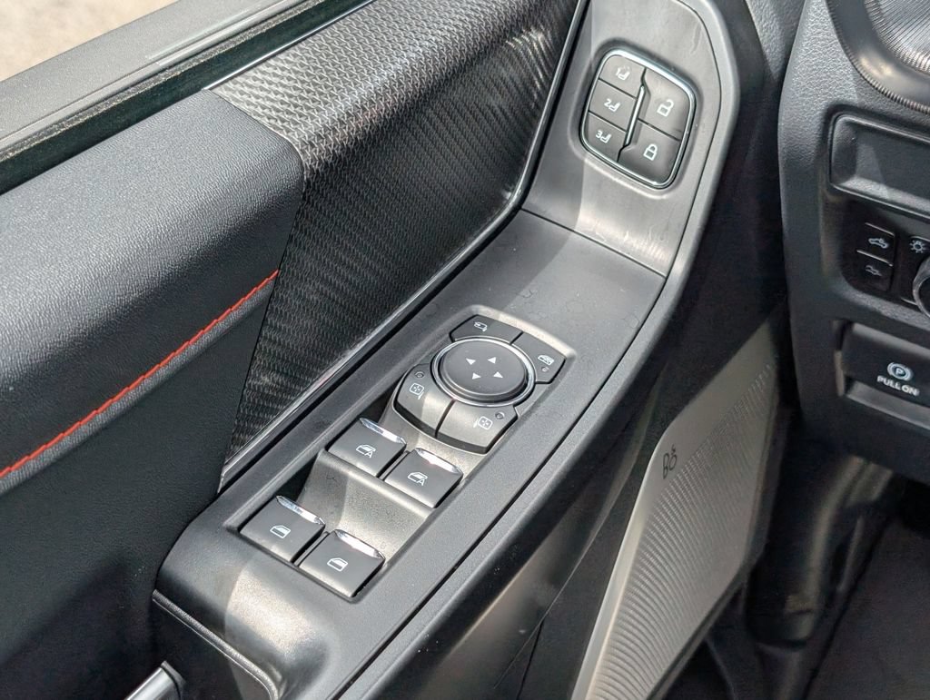 Used 2025 Ford F150 Raptor AWD/4WD image 29