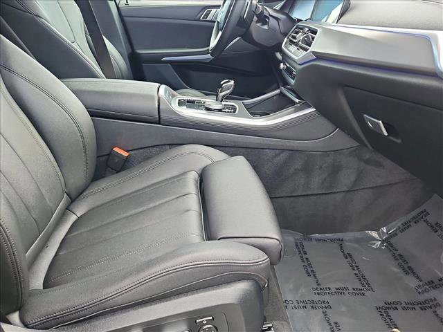 Used 2022 BMW X5 sDrive40i w/ Parking Assistance Package image 21