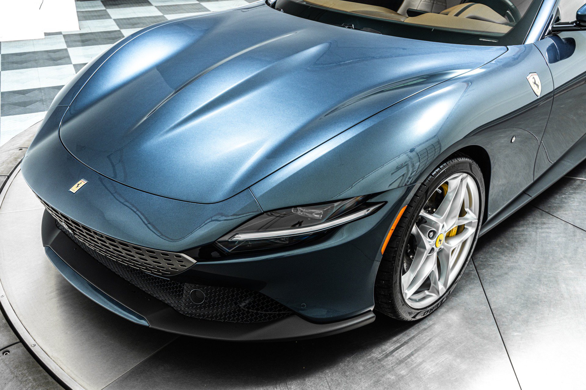 Used 2022 Ferrari Roma RWD image 37