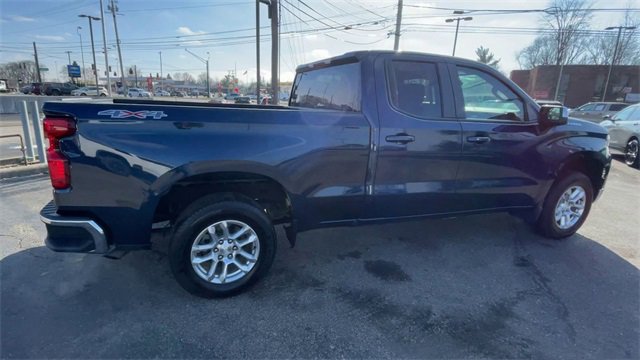 Used 2022 Chevrolet Silverado 1500 LT image 2