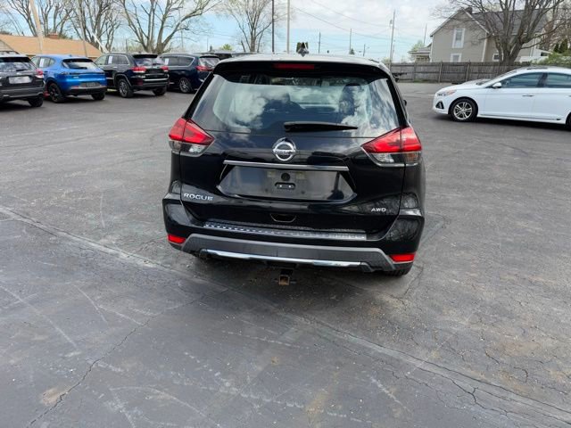 Used 2018 Nissan Rogue S image 6