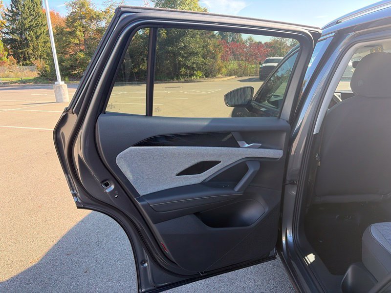 New 2026 Volkswagen Tiguan S AWD/4WD image 14