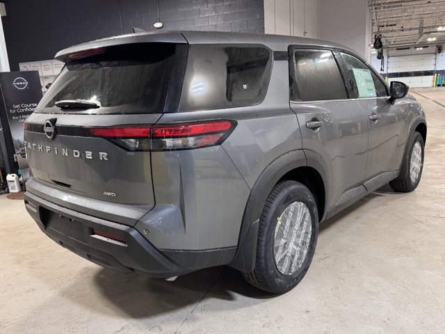 New 2025 Nissan Pathfinder S image 13