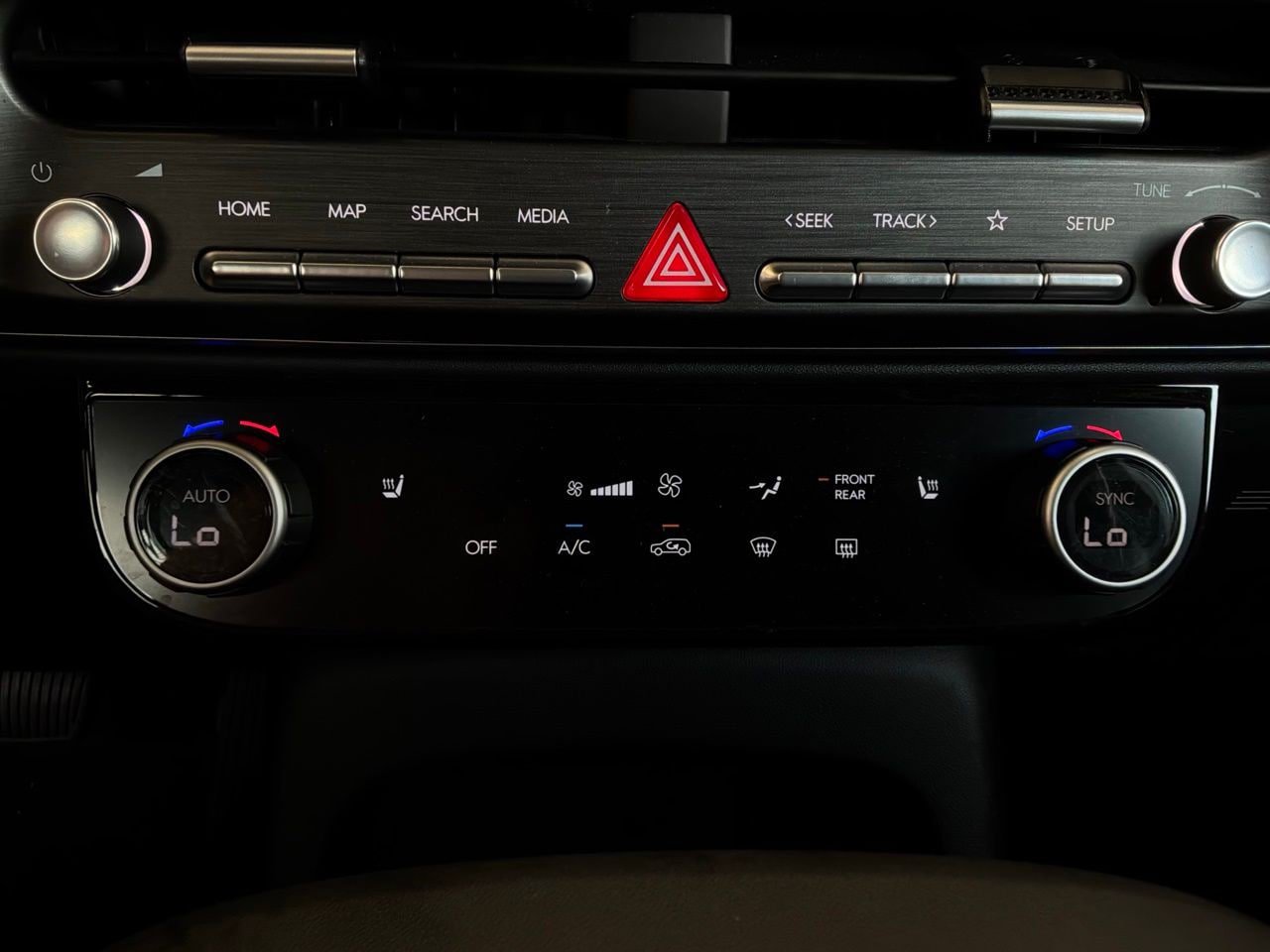 Used 2026 Hyundai Palisade SEL FWD image 34