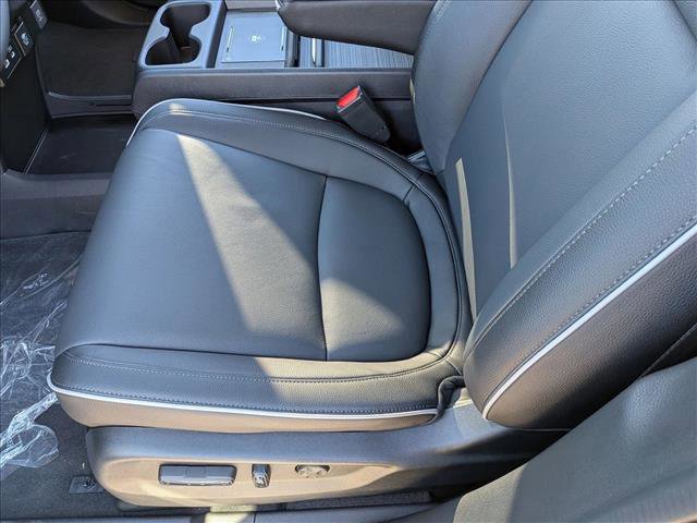 New 2026 Honda Odyssey Touring image 4