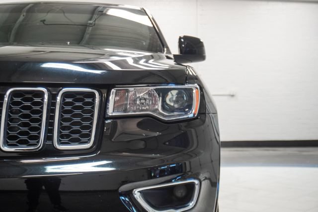 Used 2022 Jeep Grand Cherokee Laredo E w/ Security & Convenience Group RWD image 27