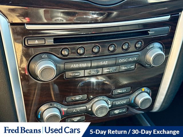 Used 2013 Nissan Pathfinder Platinum image 17