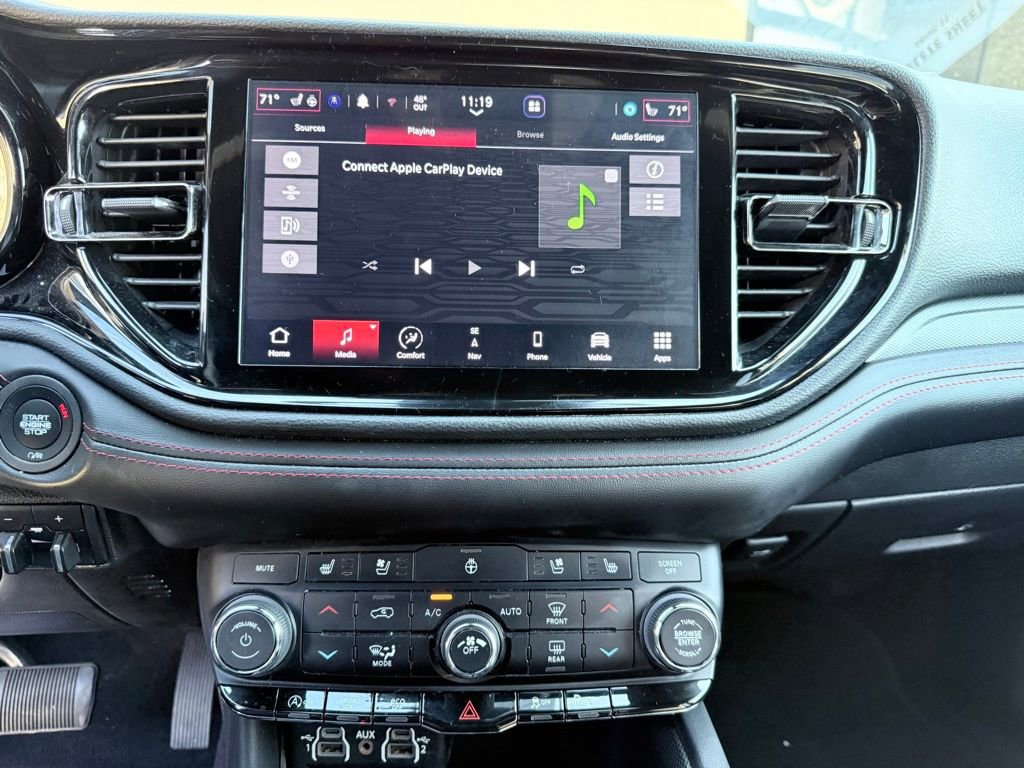 Used 2023 Dodge Durango GT image 21