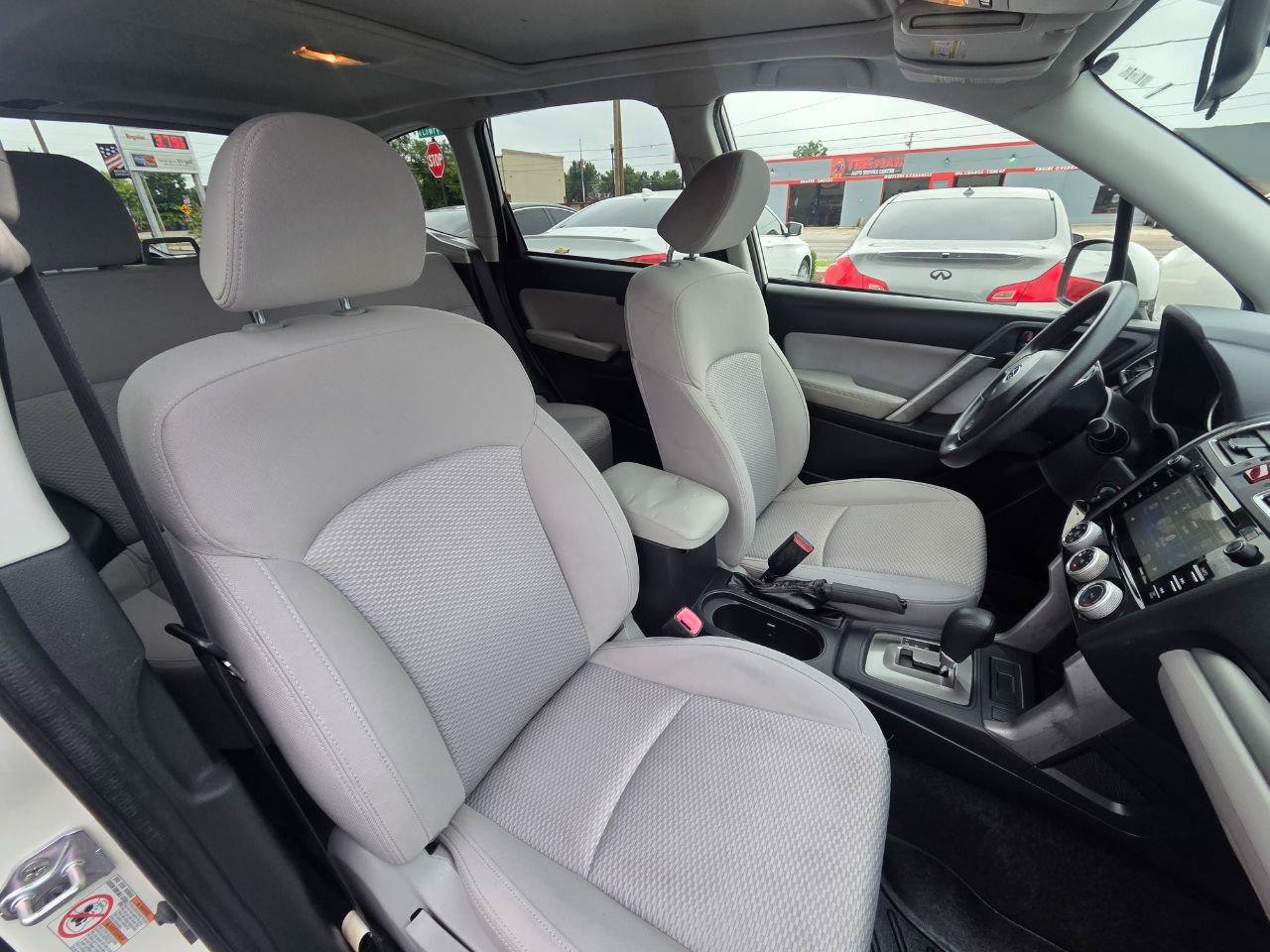 Used 2016 Subaru Forester 2.5i Premium AWD/4WD image 19