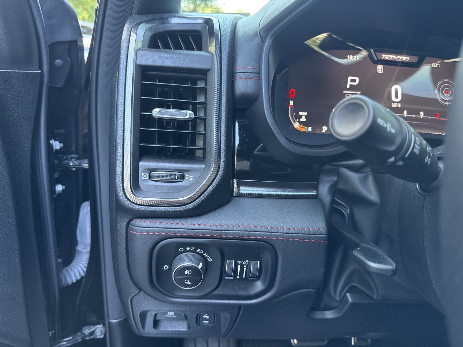 Used 2025 RAM 1500 RHO w/ RHO Level 1 Equipment Group AWD/4WD image 16