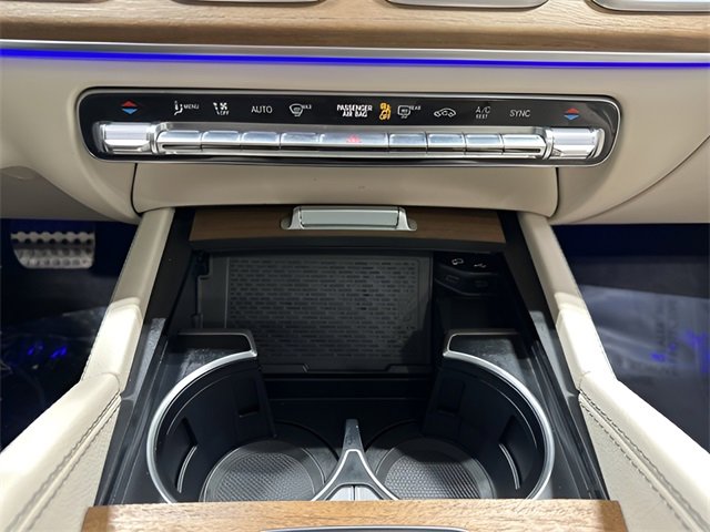 Used 2022 Mercedes-Benz GLS 450 4MATIC image 27