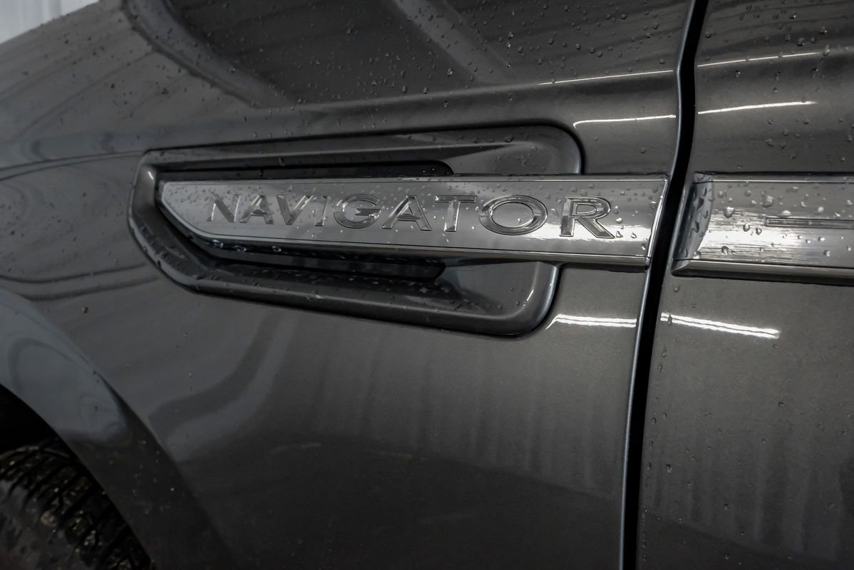 Used 2021 Lincoln Navigator L Reserve w/ Luxury Package AWD/4WD image 55