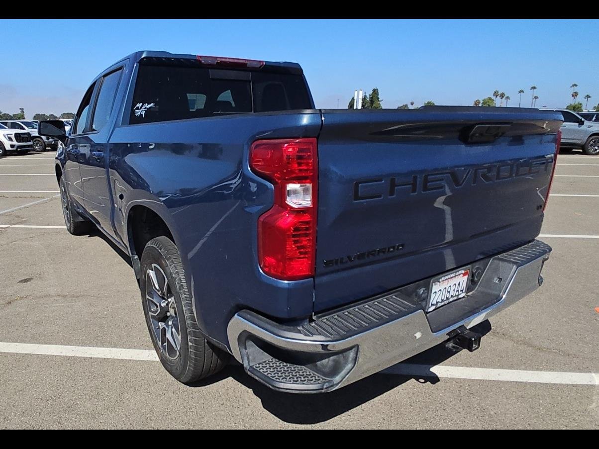 Used 2024 Chevrolet Silverado 1500 LT w/ Leather Package RWD image 7