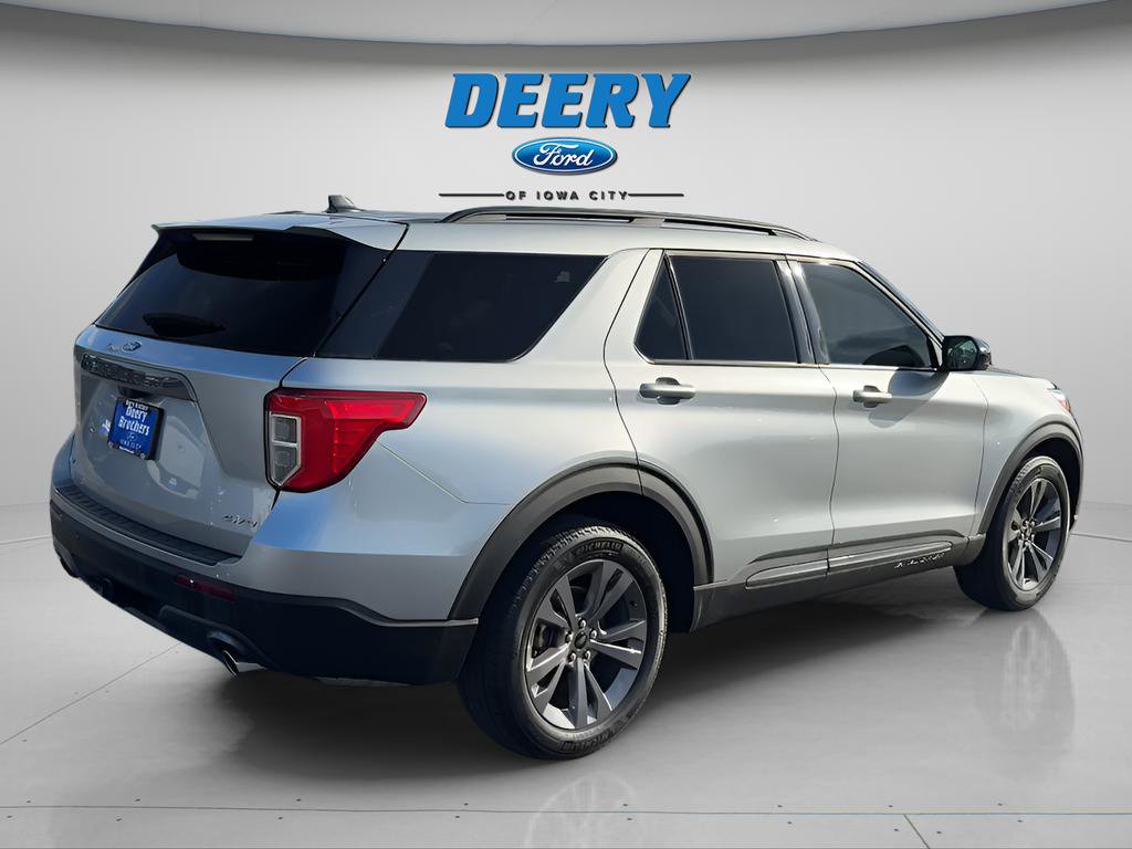 Certified 2023 Ford Explorer XLT w/ Equipment Group 202A AWD/4WD image 5