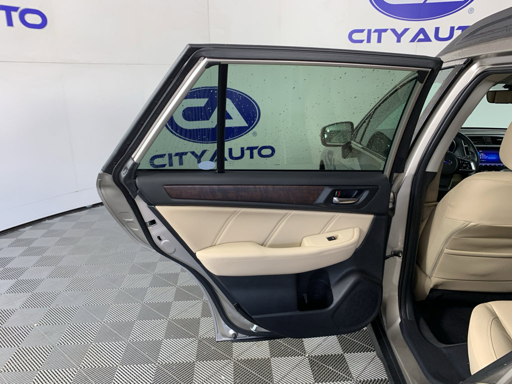 Used 2019 Subaru Outback 2.5i Limited w/ Popular Package #2 AWD/4WD image 30