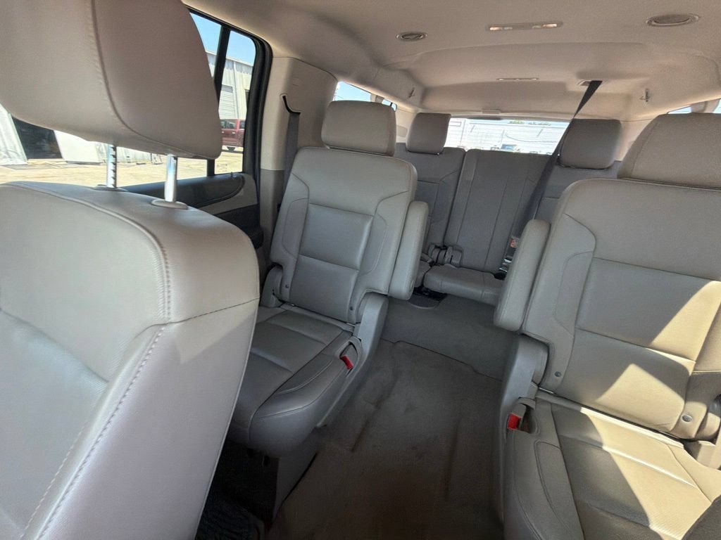 Used 2020 Chevrolet Suburban Premier w/ RST 6.2L Performance Edition AWD/4WD image 29