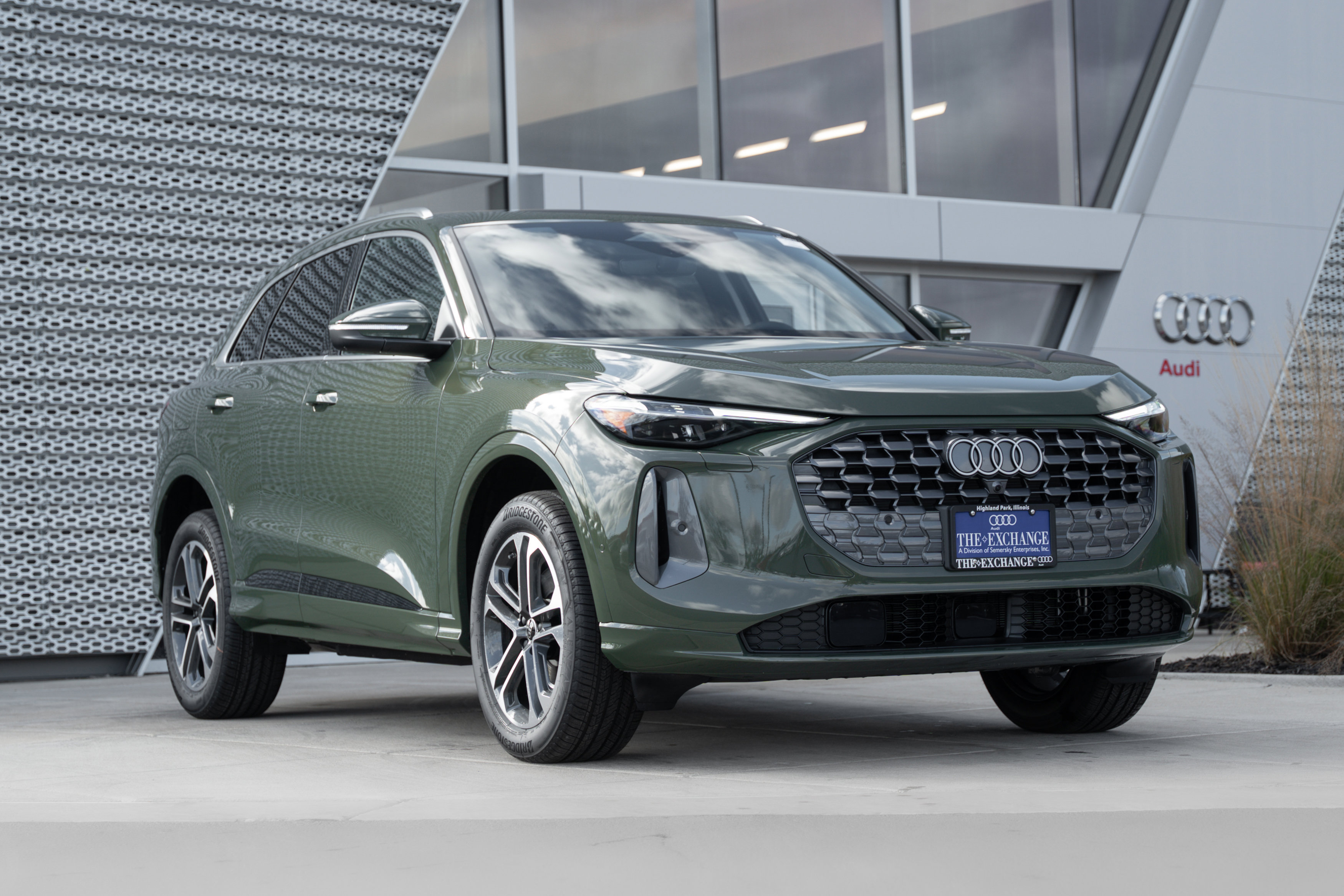 New 2025 Audi Q5 Premium Plus