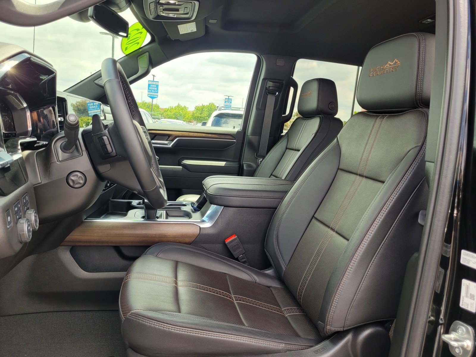 Used 2025 Chevrolet Silverado 1500 High Country w/ Midnight Edition AWD/4WD image 11