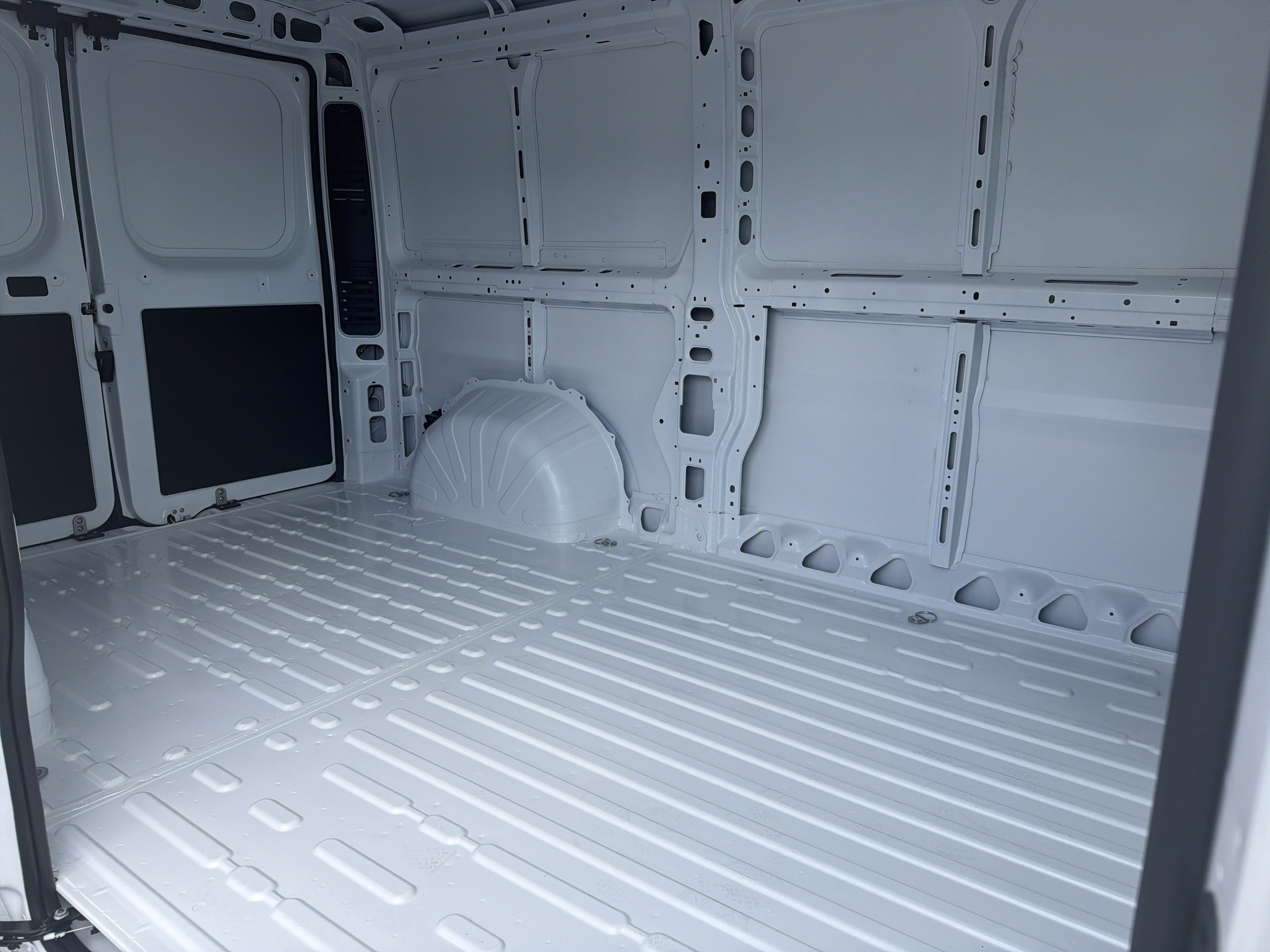 New 2026 RAM ProMaster 1500 w/ Safety Group FWD image 18