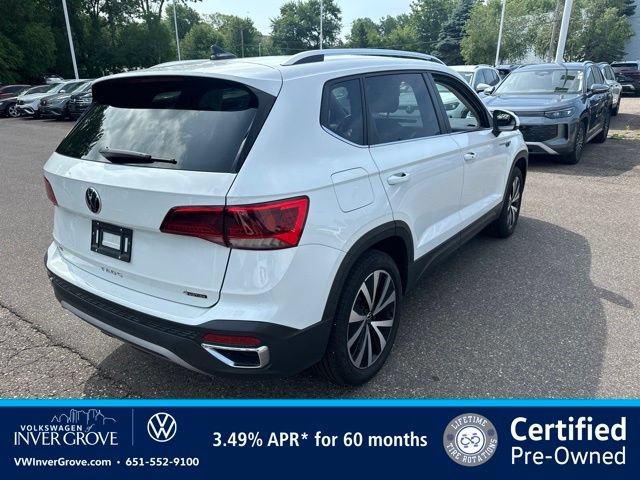 Certified 2022 Volkswagen Taos SE w/ IQ.Drive SE Package AWD/4WD image 3