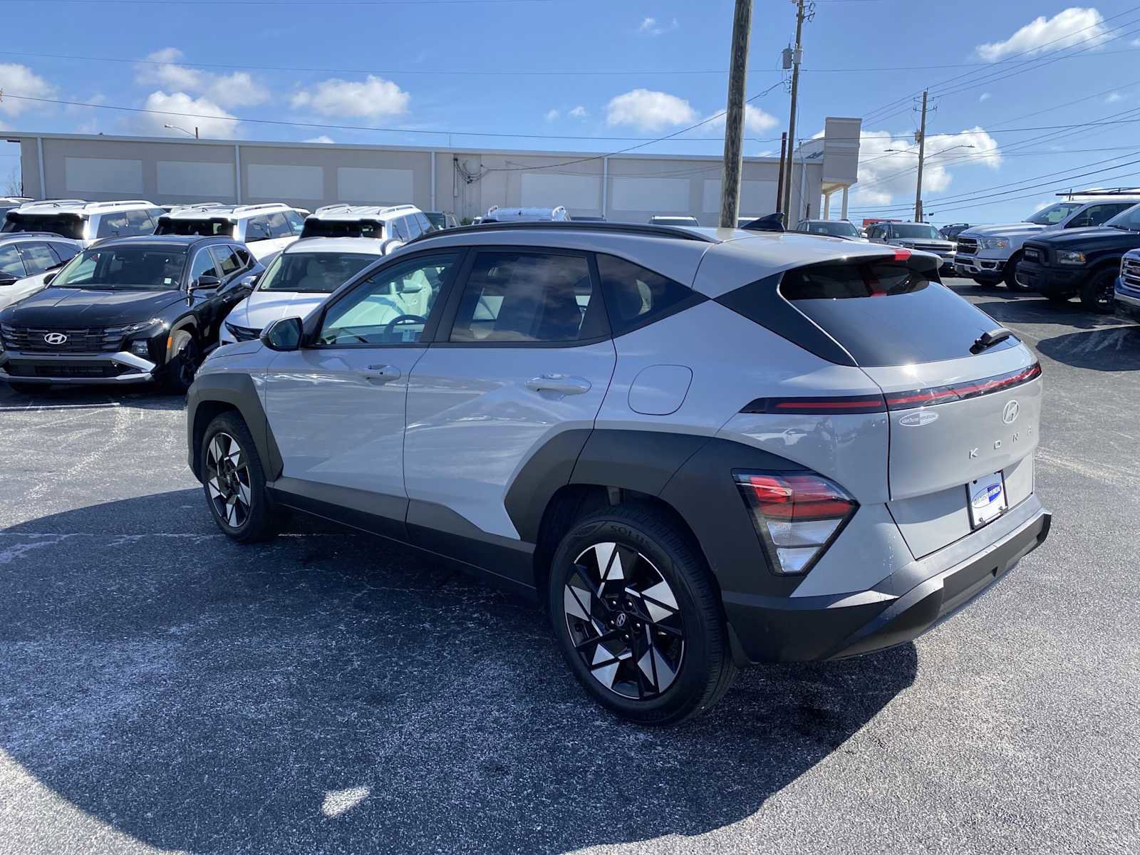 Certified 2025 Hyundai Kona SEL image 7