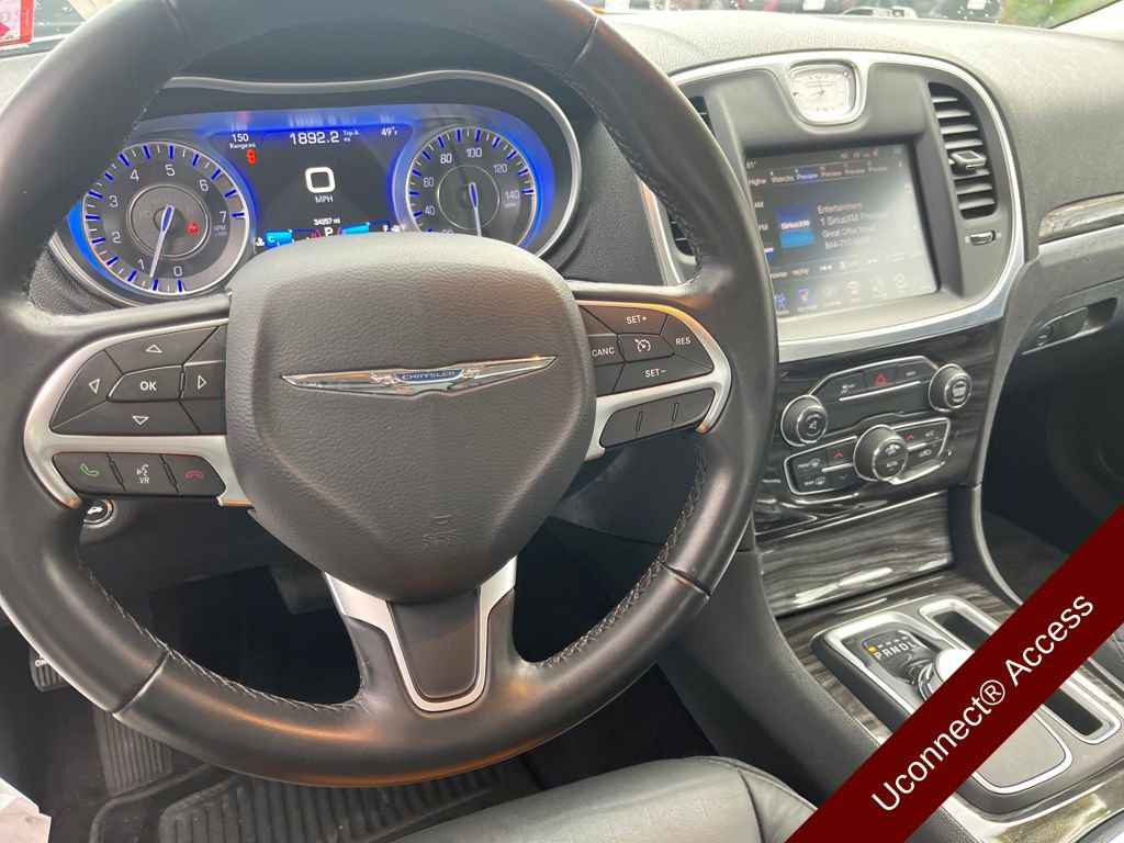 Used 2016 Chrysler 300 Limited w/ Driver Convenience Group image 10