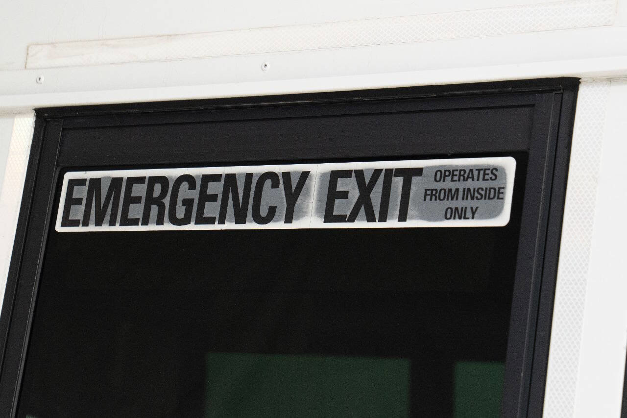 Used 2004 Chevrolet Express 3500 3500 2dr Commercial/Cutaway/Ch w/ School Bus Package image 21