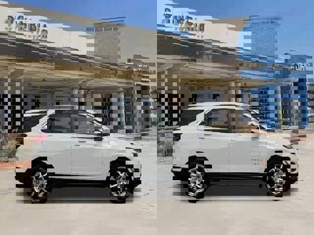 Used 2022 Chevrolet Equinox LT image 4